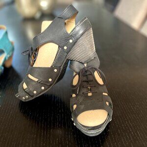 Fluevog Vintage Joni Sandal - Discontinued (see all three color listings)